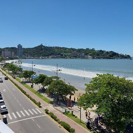 Apartamento de Cobertura frente para o mar Itapema Bagian luar foto