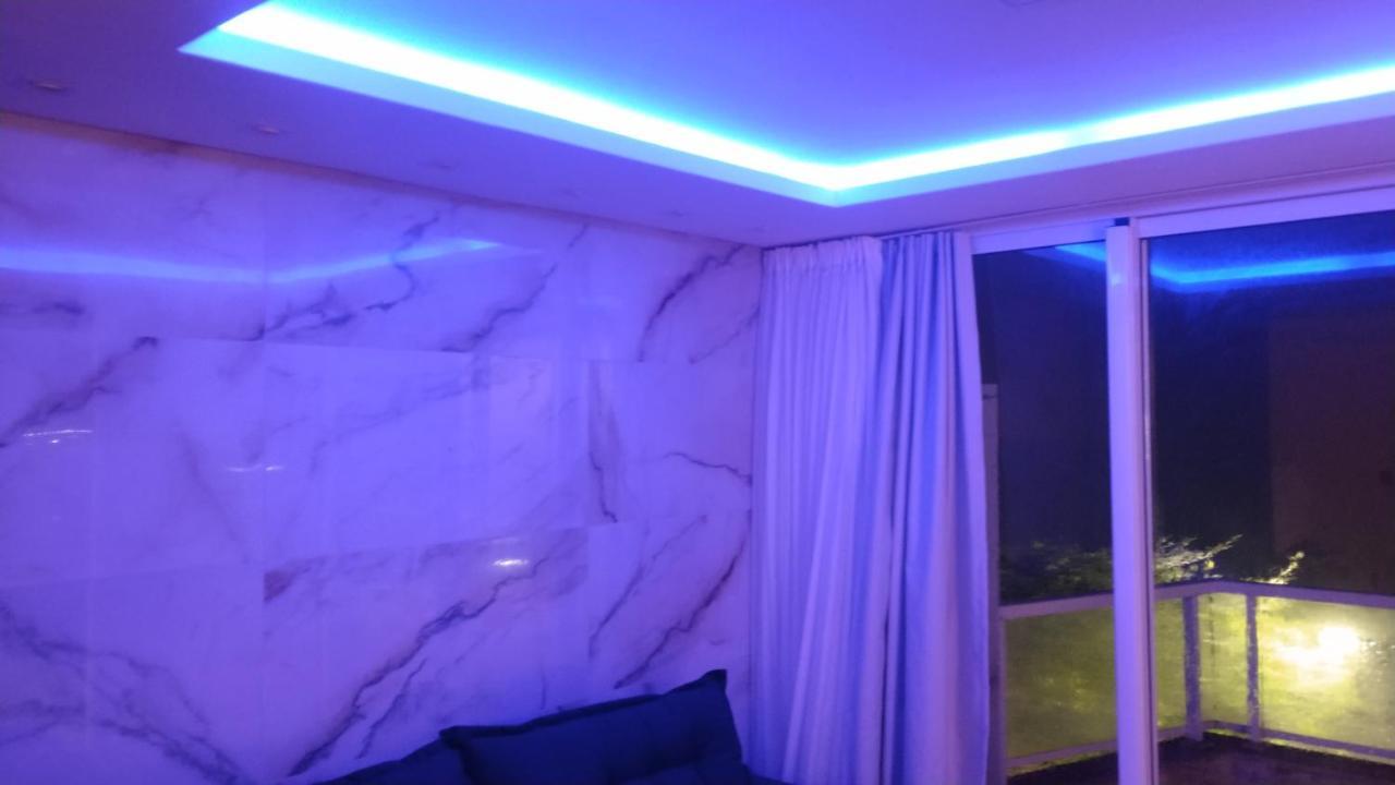 Apartamento de Cobertura frente para o mar Itapema Bagian luar foto