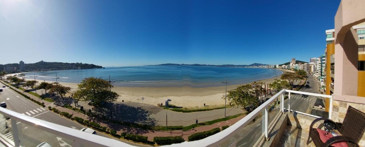 Apartamento de Cobertura frente para o mar Itapema Bagian luar foto