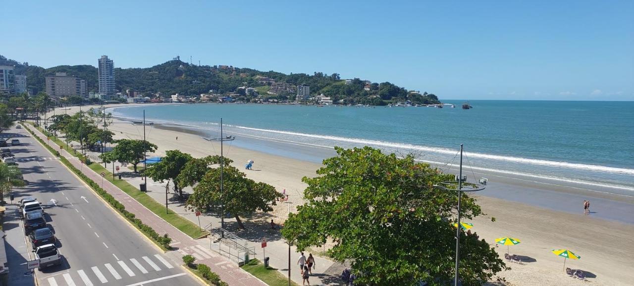 Apartamento de Cobertura frente para o mar Itapema Bagian luar foto