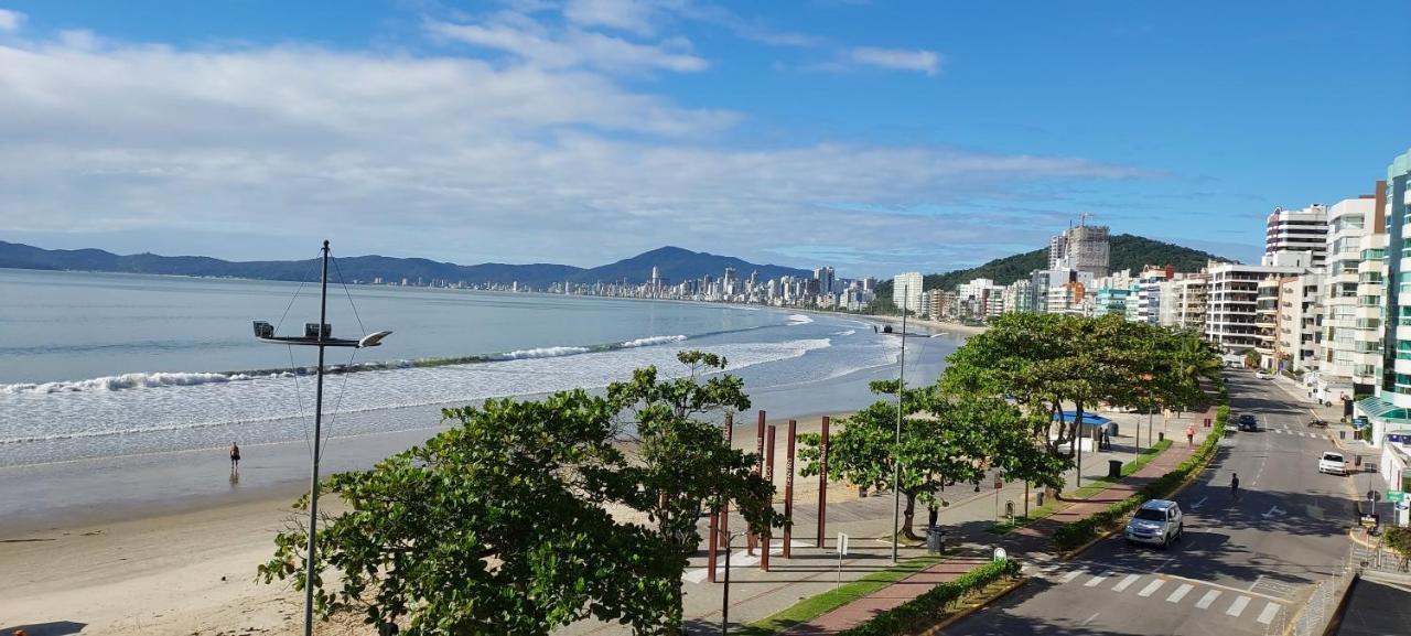Apartamento de Cobertura frente para o mar Itapema Bagian luar foto