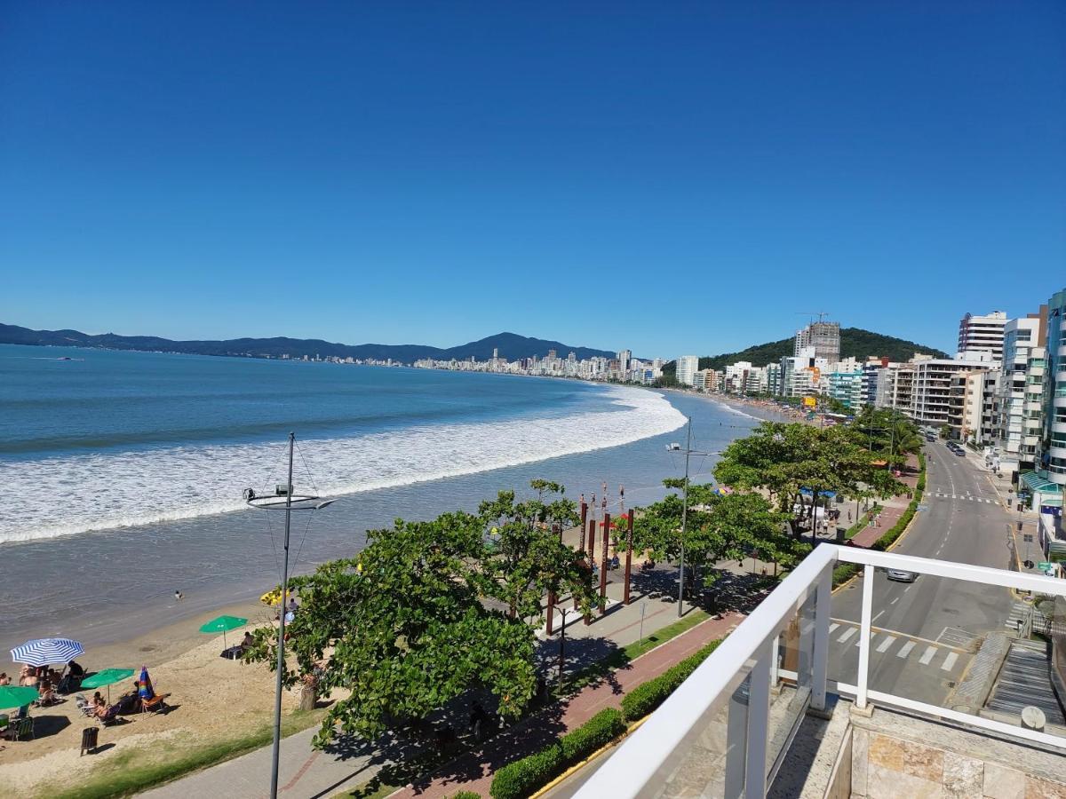 Apartamento de Cobertura frente para o mar Itapema Bagian luar foto